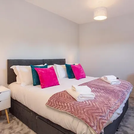 Apartment The Luxury Potting Shed With Free Parking! York